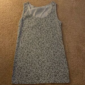 Faded glory 1X gray leopard print tank top